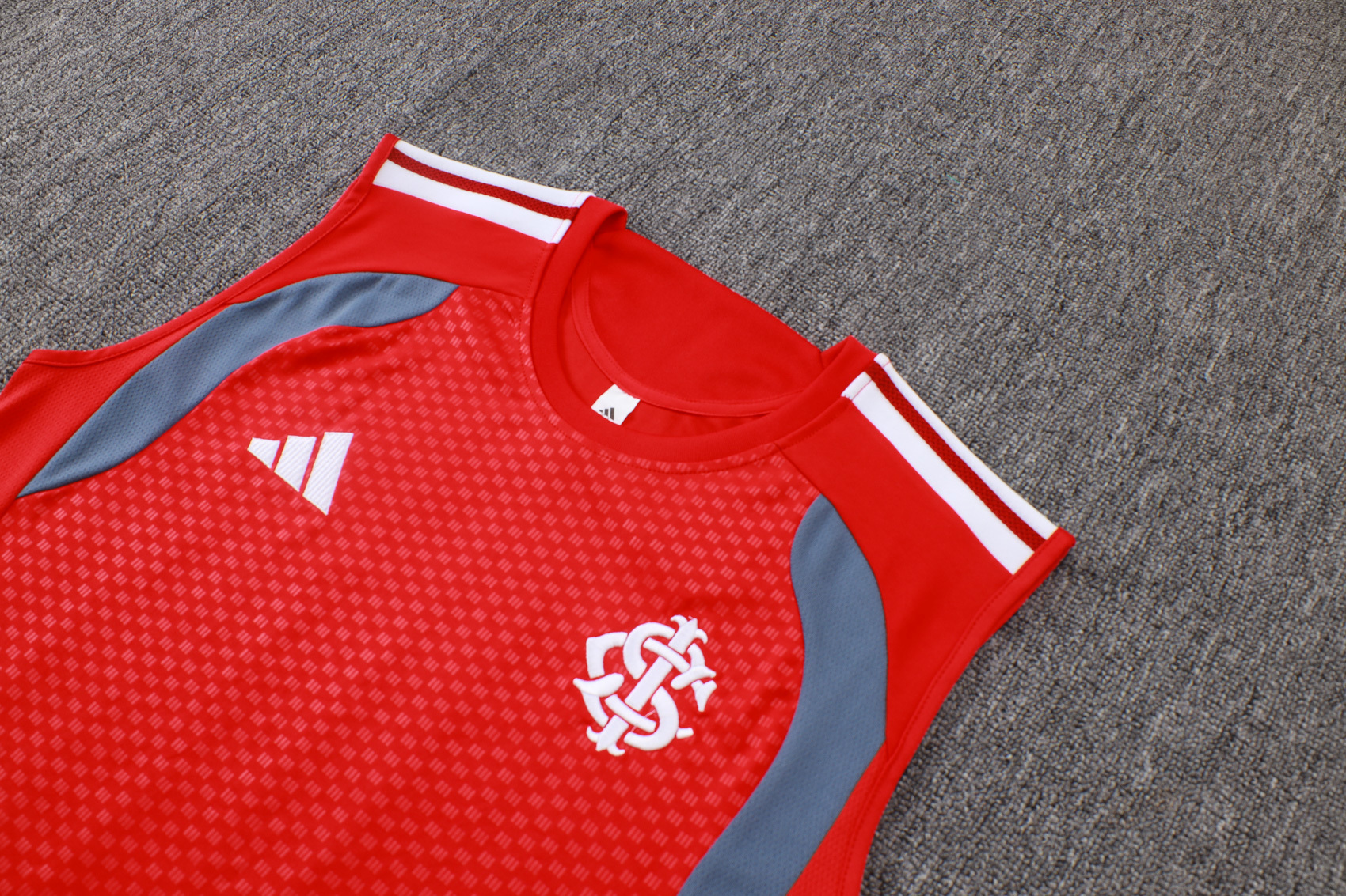 SC Internacional Sleeveless Training Suit