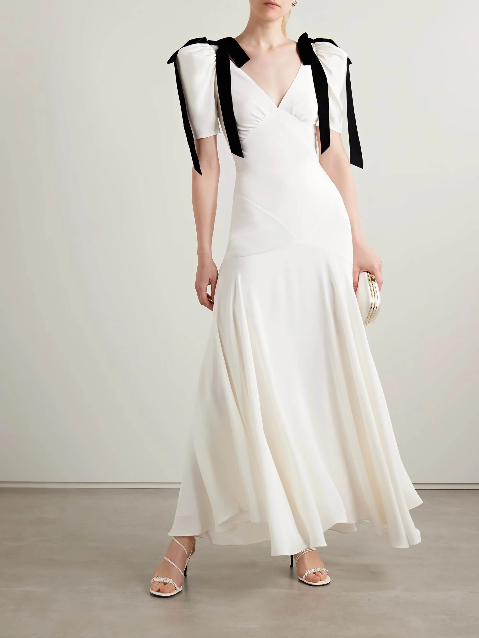 Velvet Bow Gown | Elegant Evening Dress | ClistosClistos