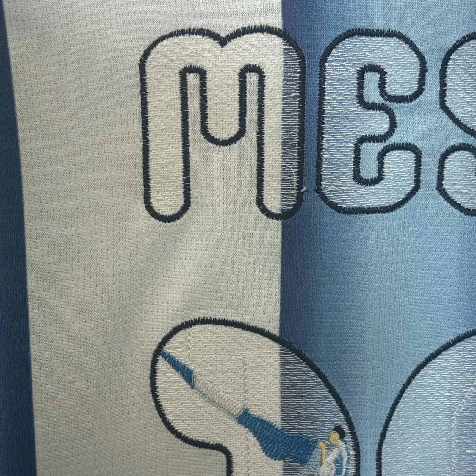 Messi #10 Argentina 2026 Home Embroidered Jersey S-XXL Fan Version(No Front Number) 3