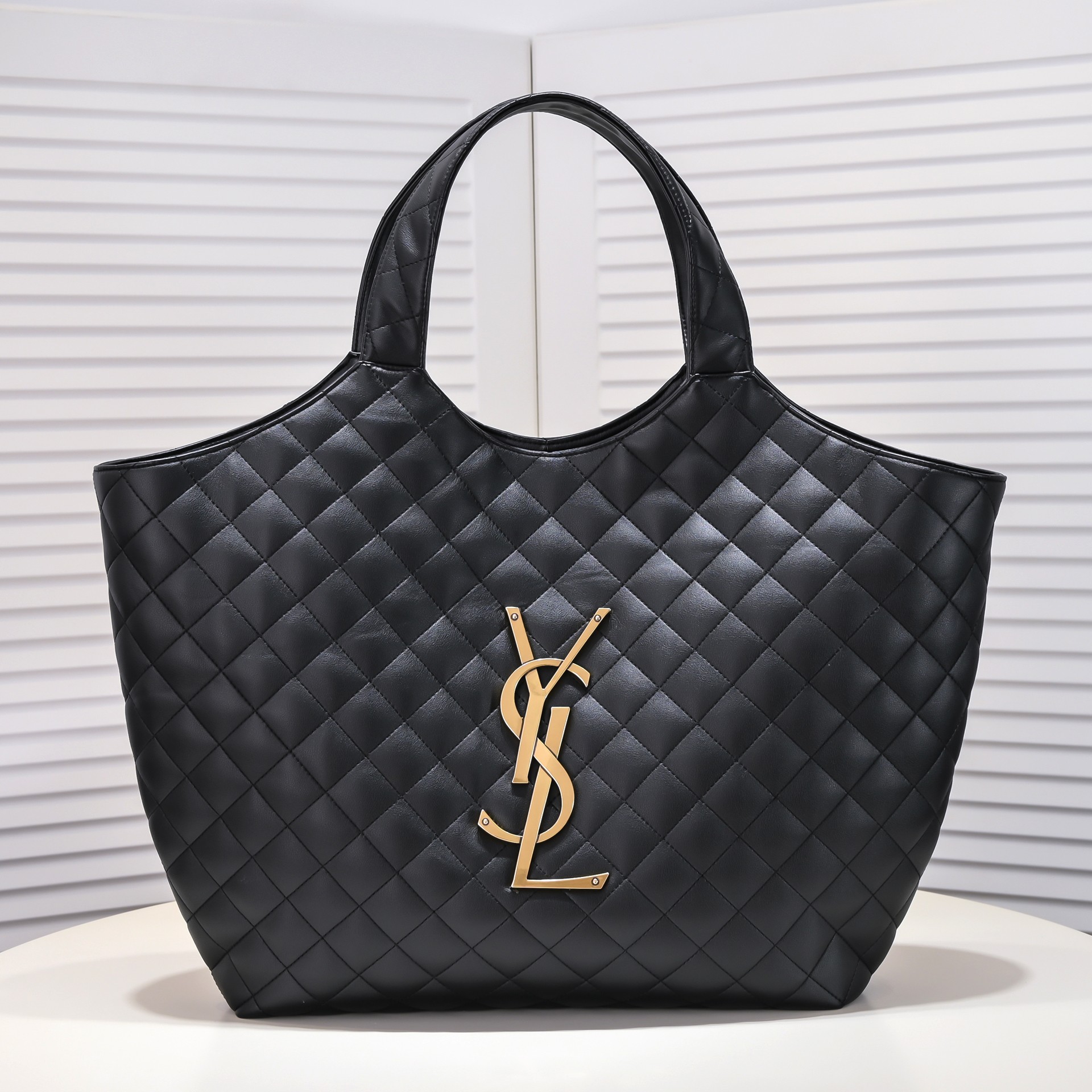 Saint Laurent Icare Maxi Shopping Bag In Quilted Black 52cm
