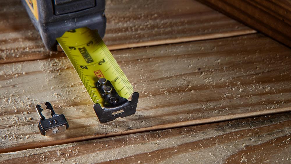 DEWALT ToughSeries Tape Measure 35′