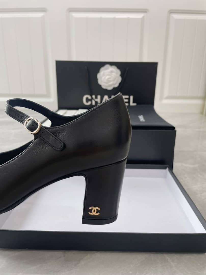 Chanel Mary Janes Black G45118 B14015 94305