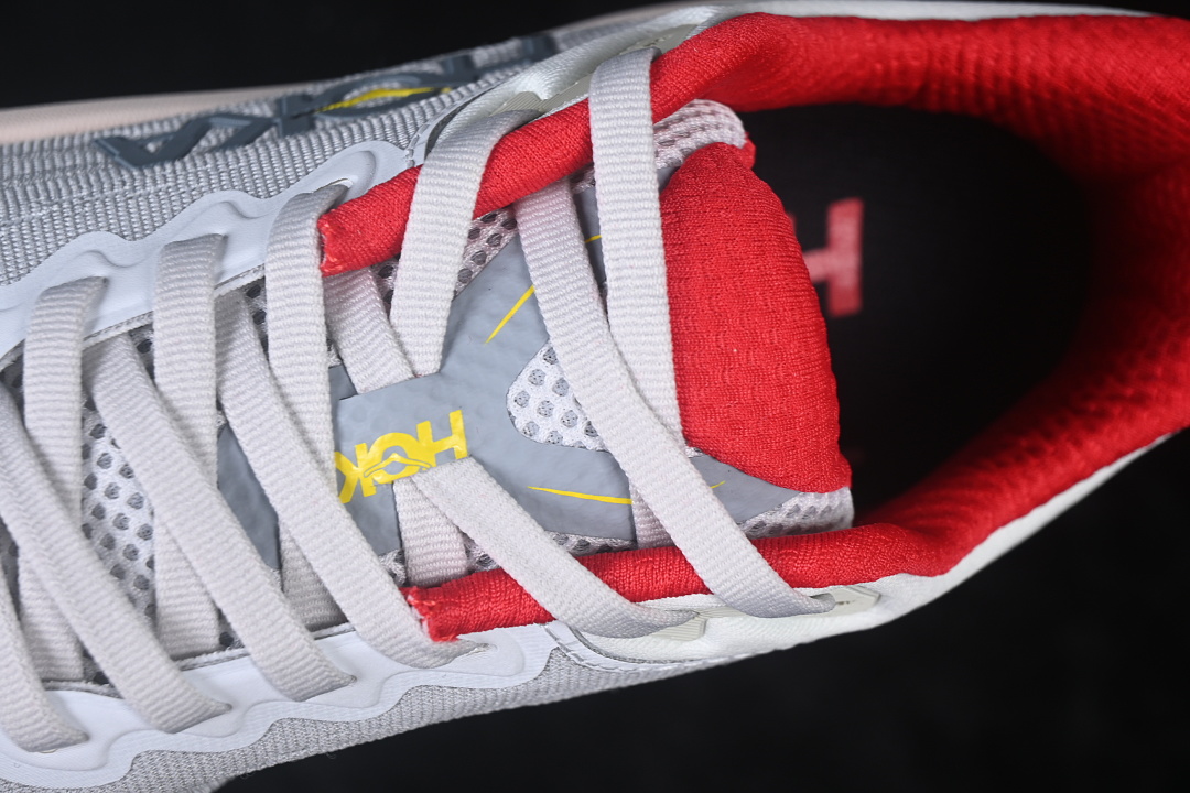HOKA One One Bondi 9