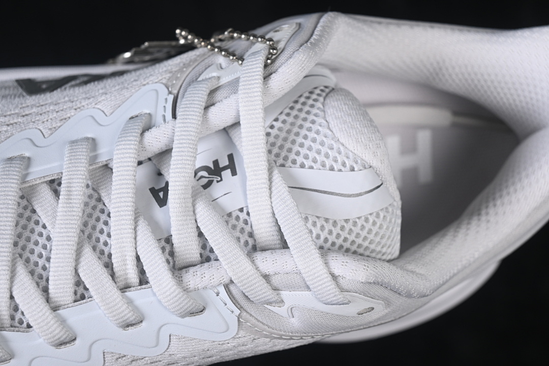 HOKA One One Bondi 9 Running Shoes