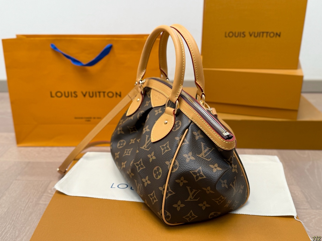 LV vintage dumpling bag - cnluxepick