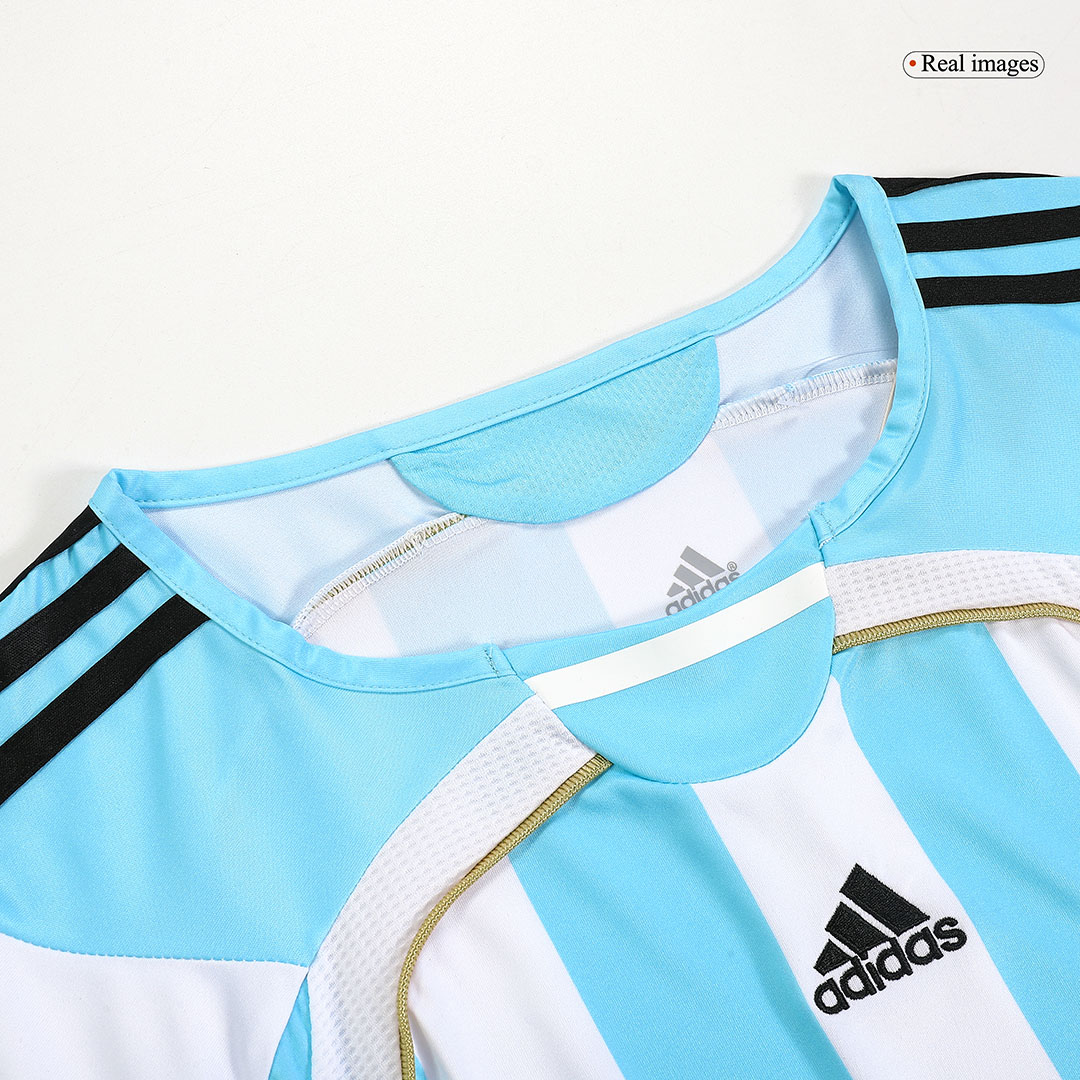 Retro Soccer Jersey MESSI #19 Argentina Home 2006