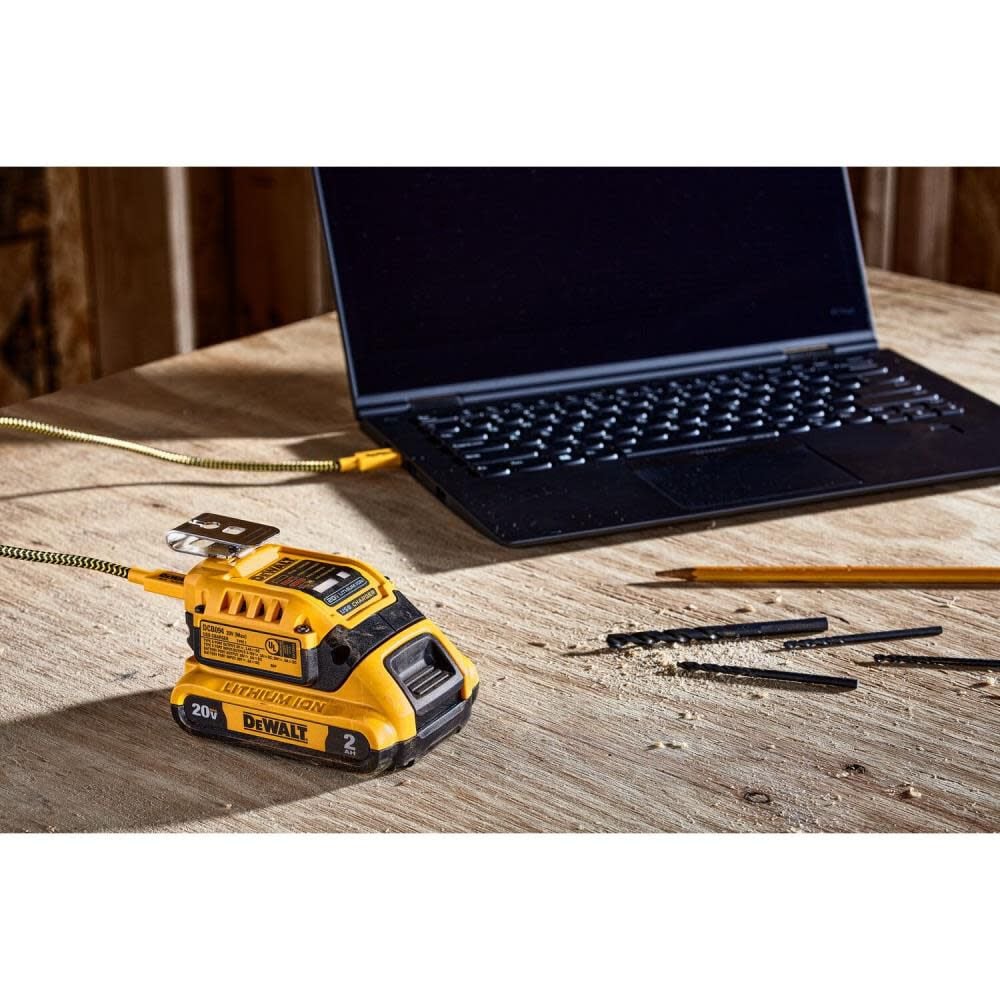 DEWALT 20V USB-C Charging Kit DCB094K