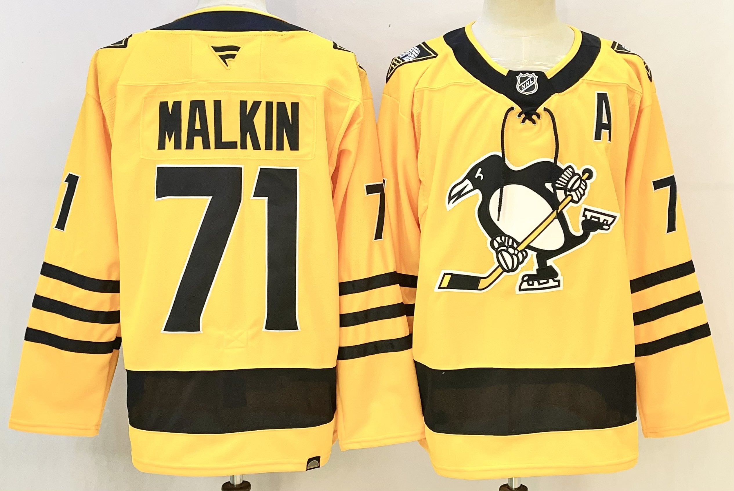 Men's Pittsburgh Penguins Evgeni Malkin #71 Fanatics Gold Alternate Premium Player Jersey
