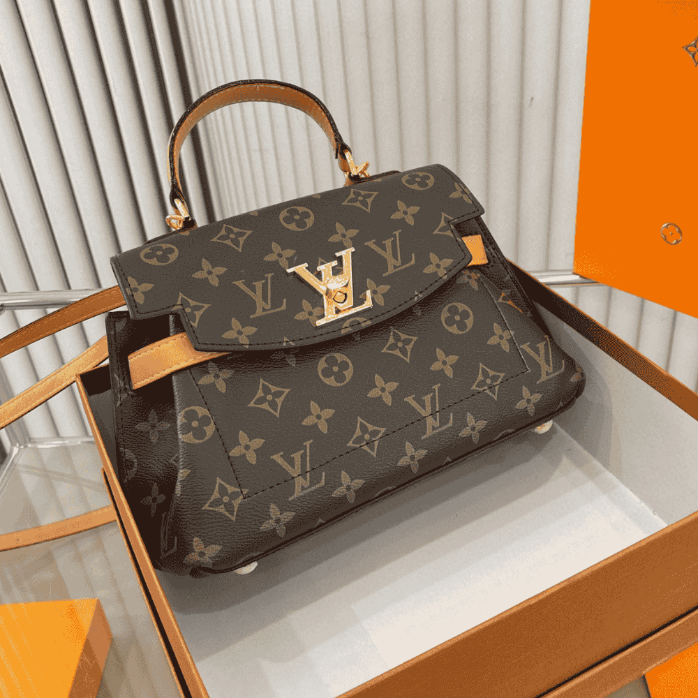Louis Vuitton Lockme Ever Mini Monogram 9.8 Inches