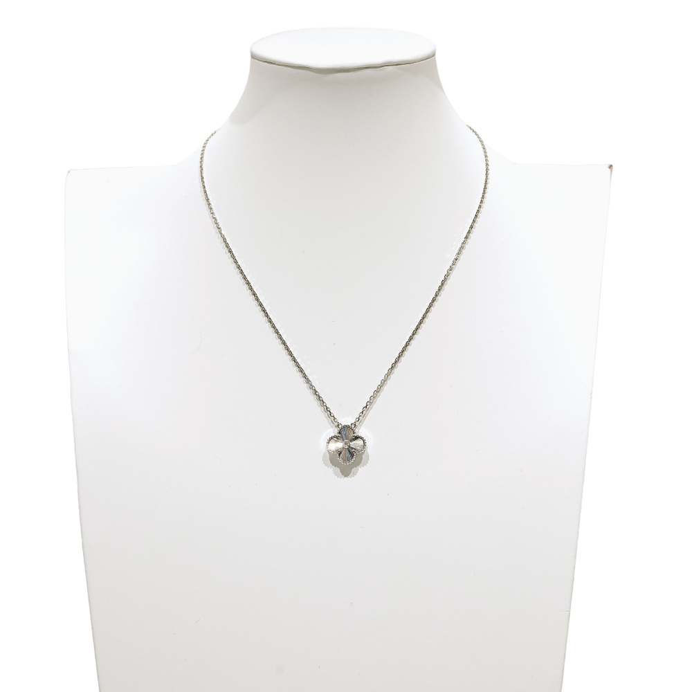 Van Cleef & Arpels Vintage Alhambra Holiday 2020 Exclusive Necklace 18K White Gold Diamond VCARP6L800