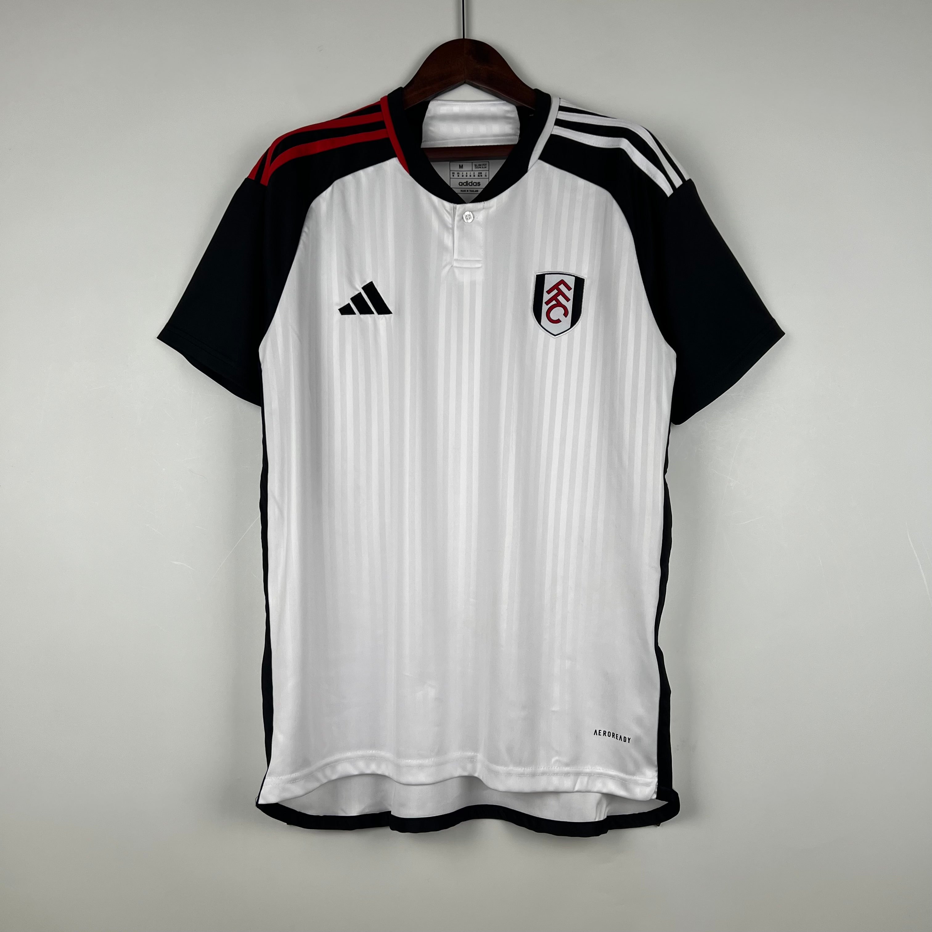 Fulham maillot domicile 2023 2024€14.99