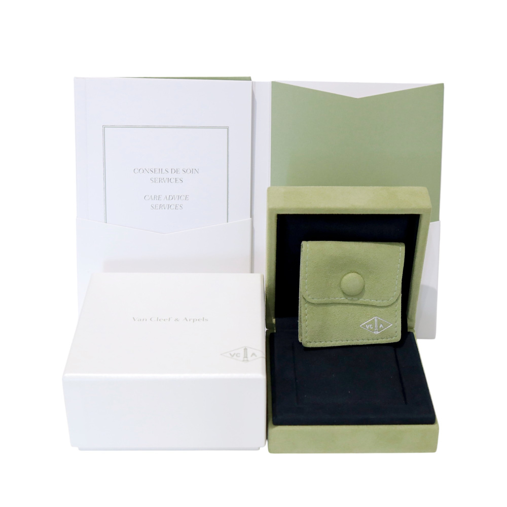 Van Cleef & Arpels Magic Alhambra 1 Motif Necklace 18K White Gold Diamond VCARO49O00