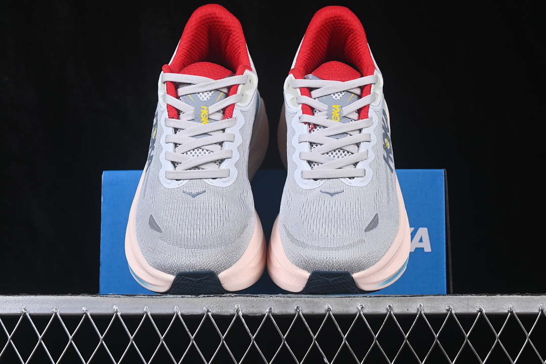 HOKA One One Bondi 9