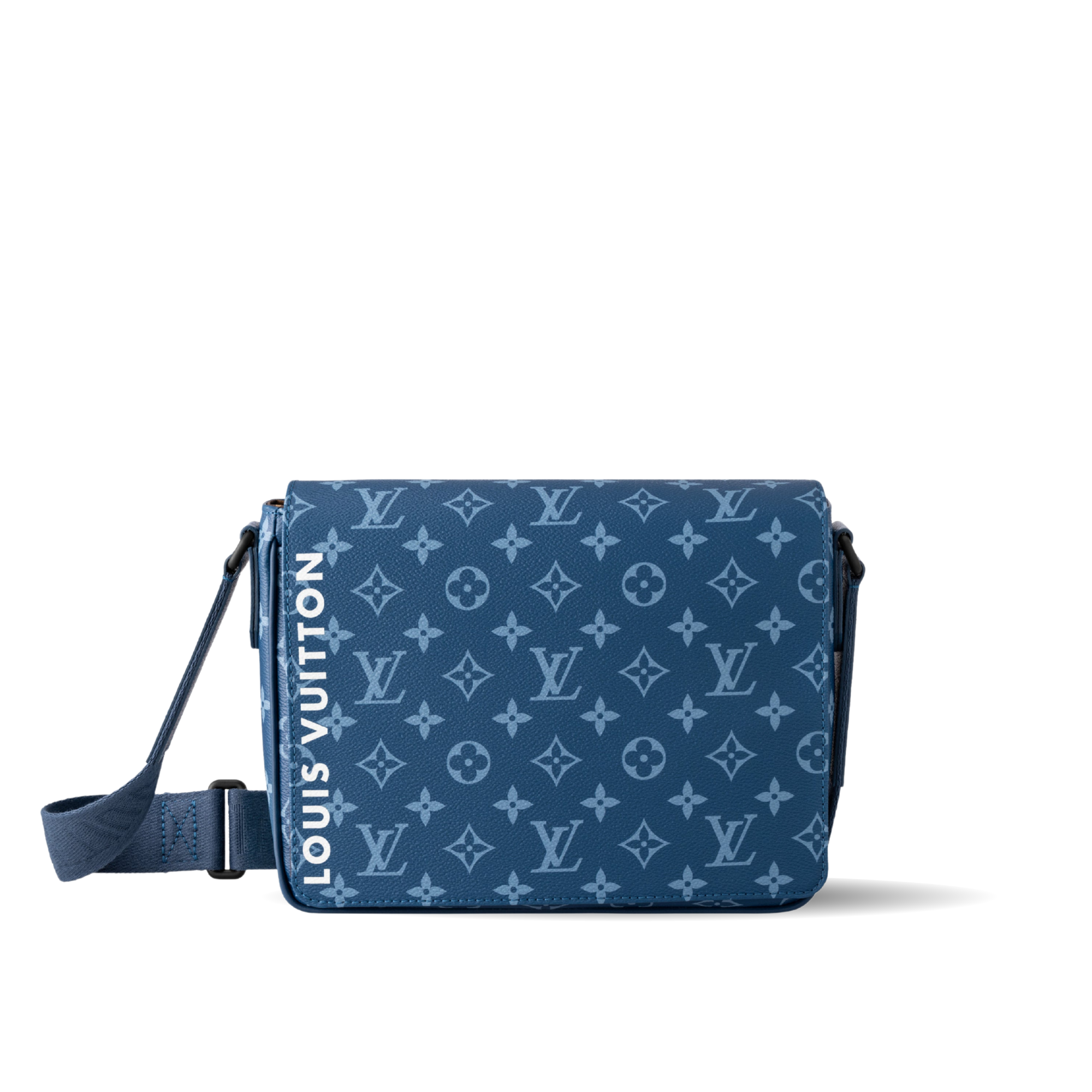 Louis Vuitton District Pm Bag Blue 26Cm M23785 For Men