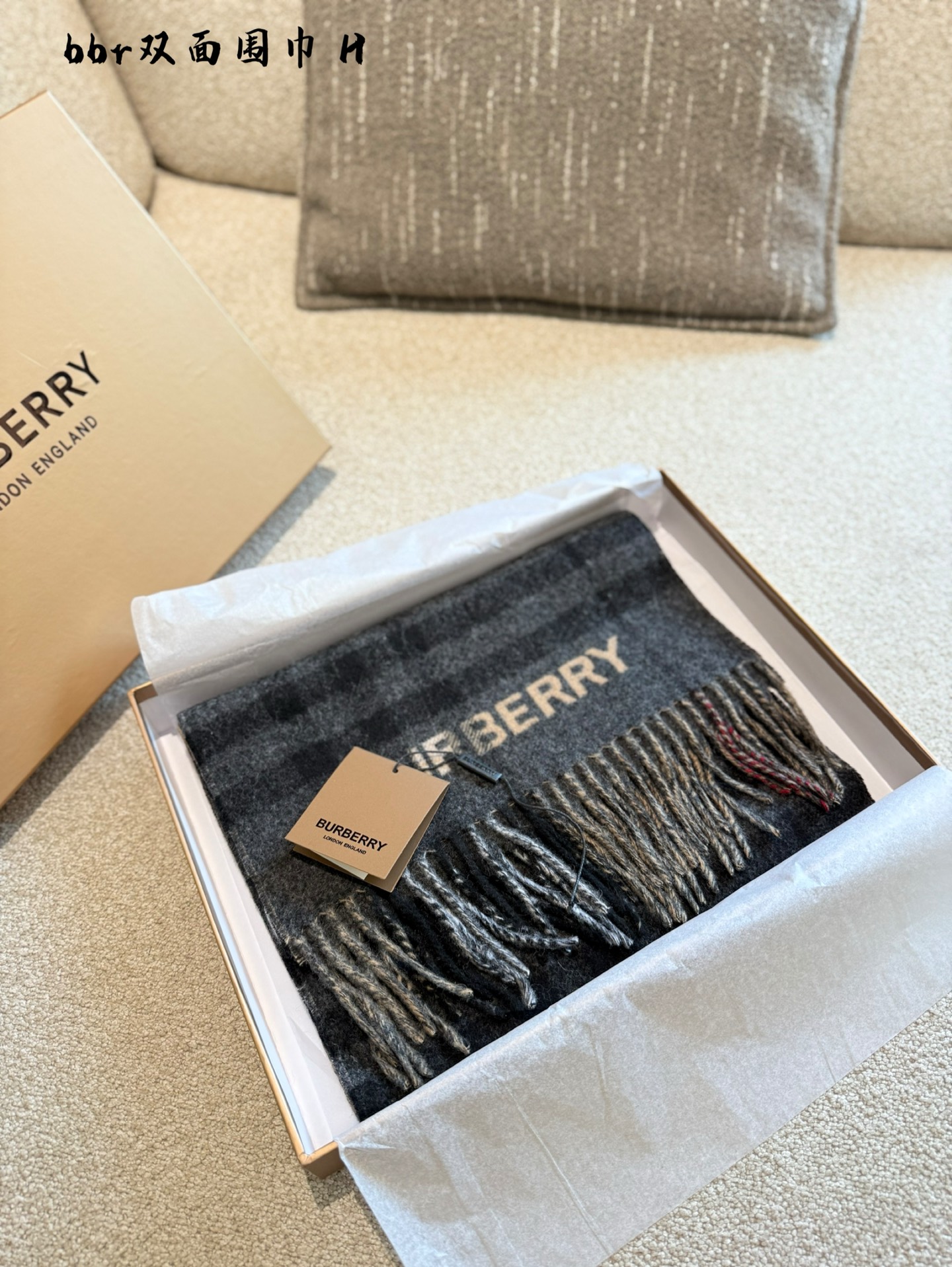 Burberry classic camel check cashmere scarf - cnluxepick
