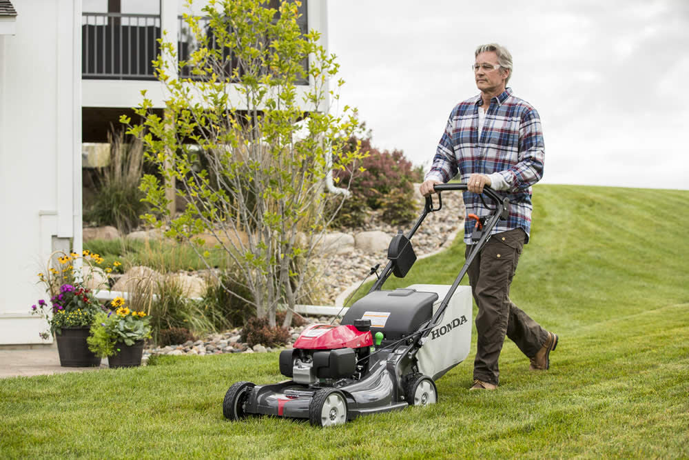 HONDA Versamow Lawn Mower 21″ Self Propelled Hydrostatic Electric Start HRX217HZA