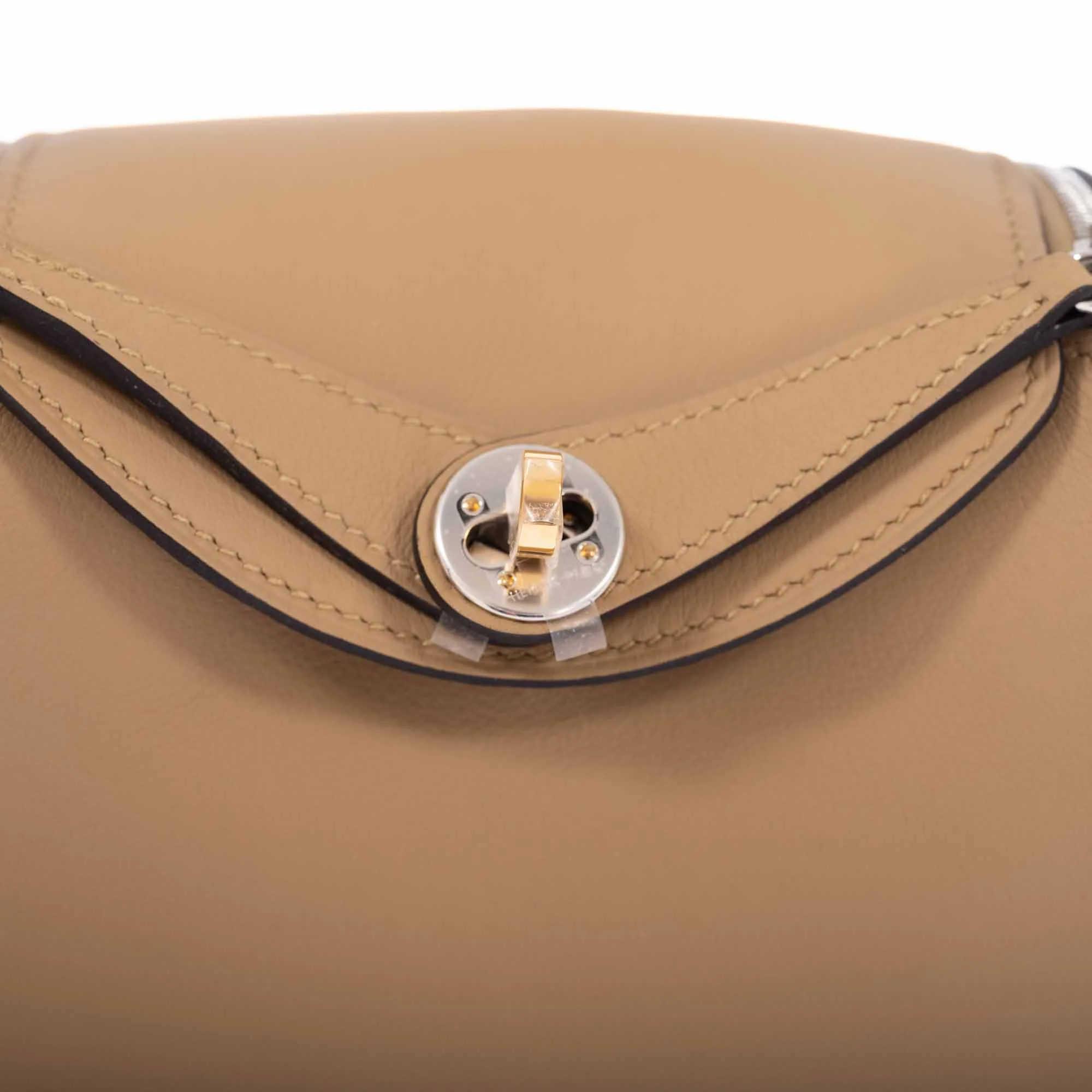 Hermès Lindy Mini II Poussier Swift Electrum Hardware