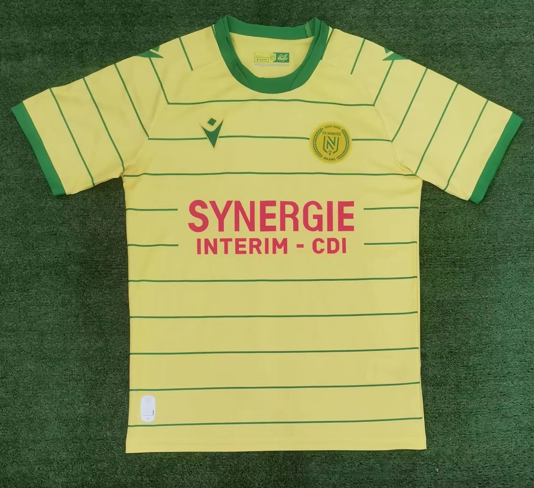 FC Nantes maillot 2023 2024€14.99