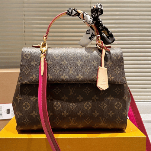 Louis Vuitton Cluny MM Monogram 11.4 Inches