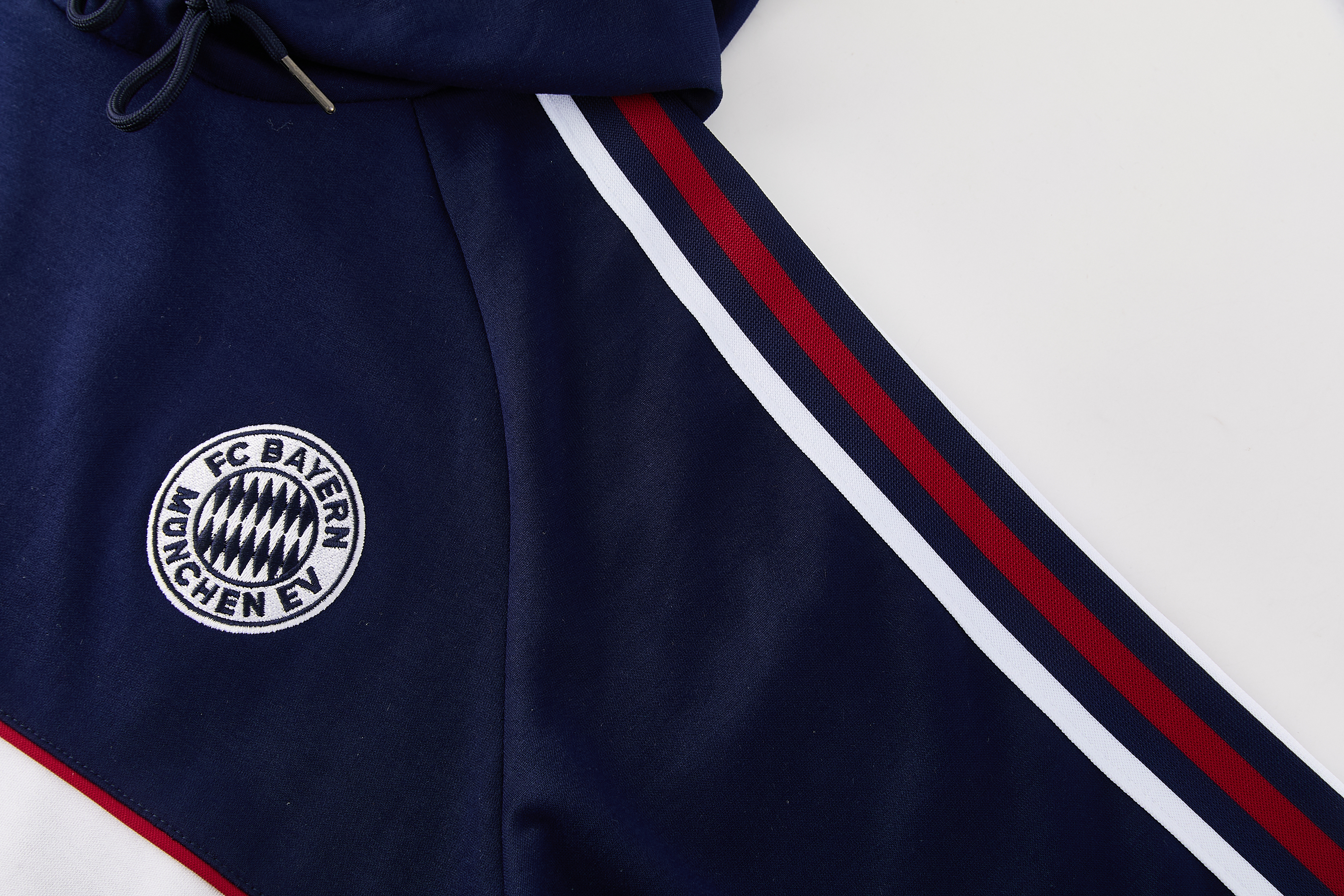 Bayern München 26/27 Hoodie Training Suit Royal Blue