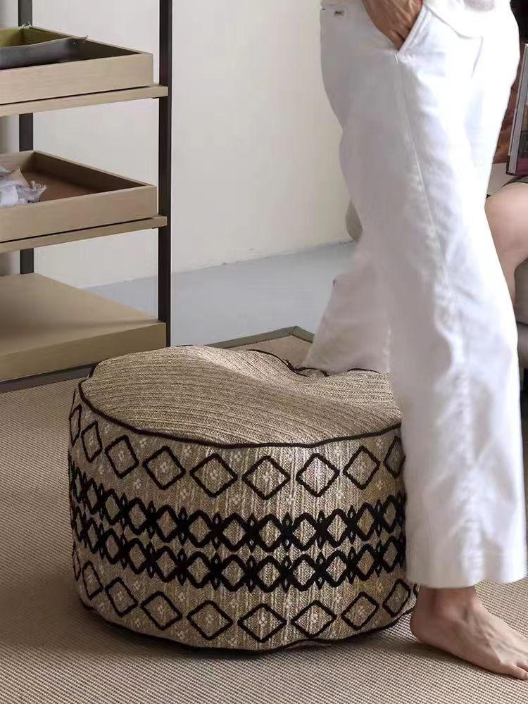 CH056 - Moroccan Pouf
