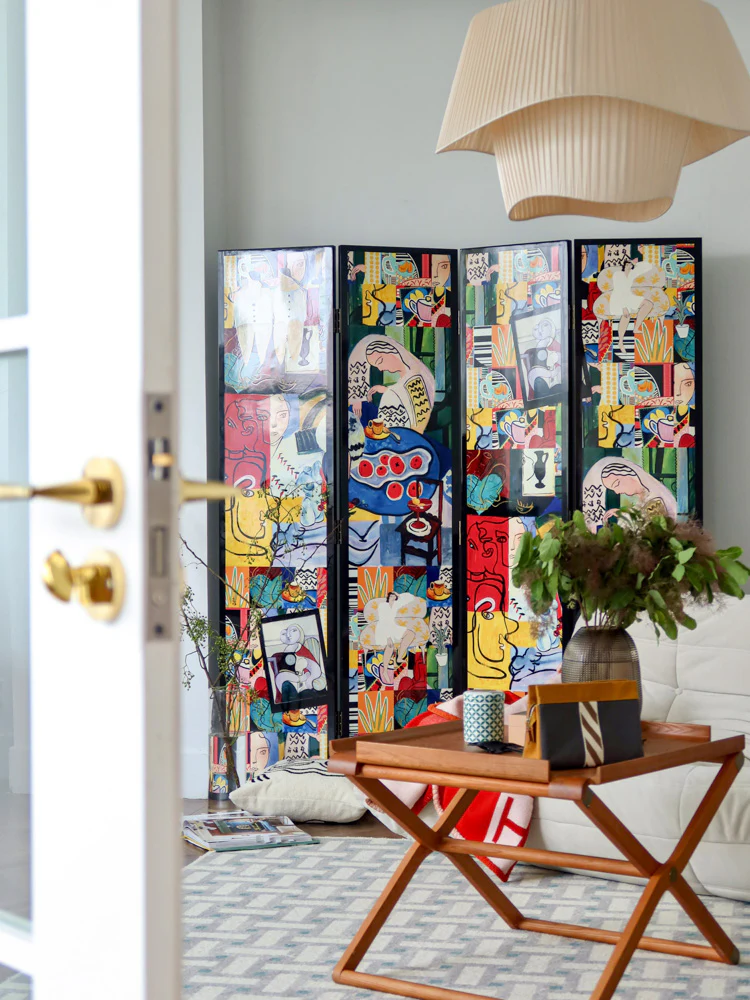 YA013 - Lacquered Wood Hand-painted 