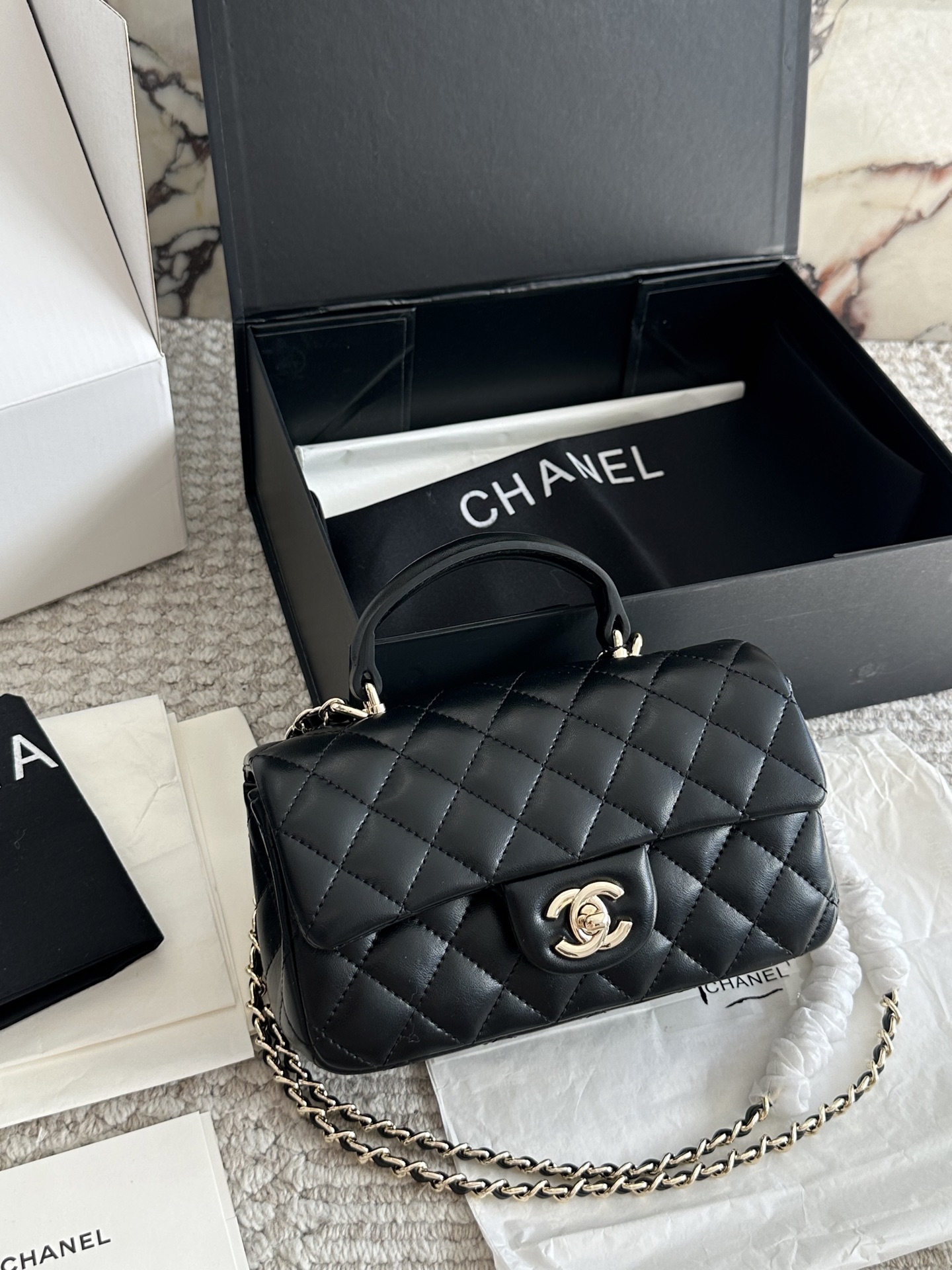 Chanel CF handle bag - cnluxepick