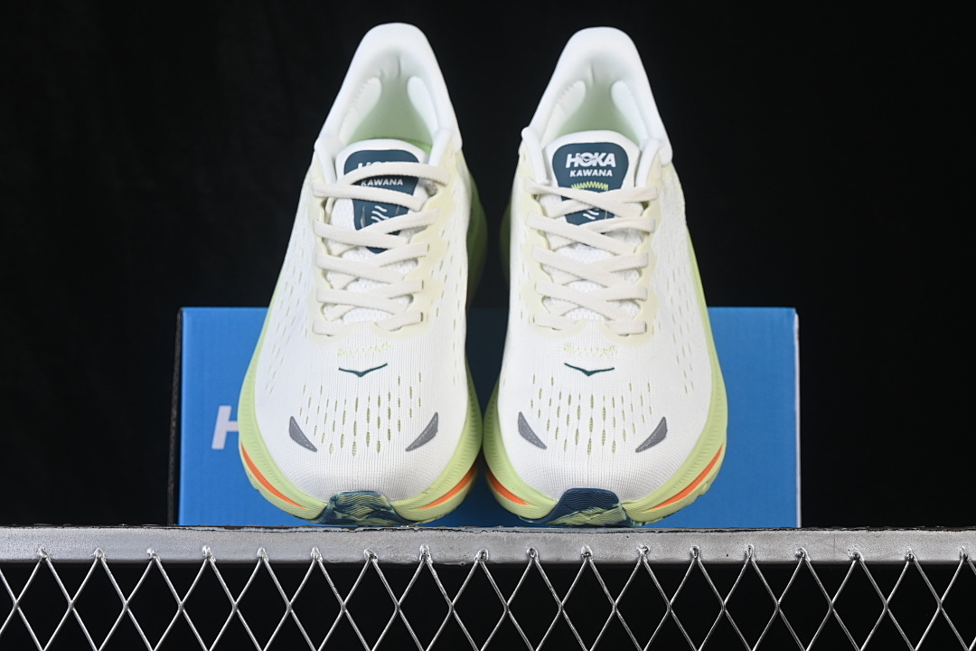 HOKA One One Kawana
