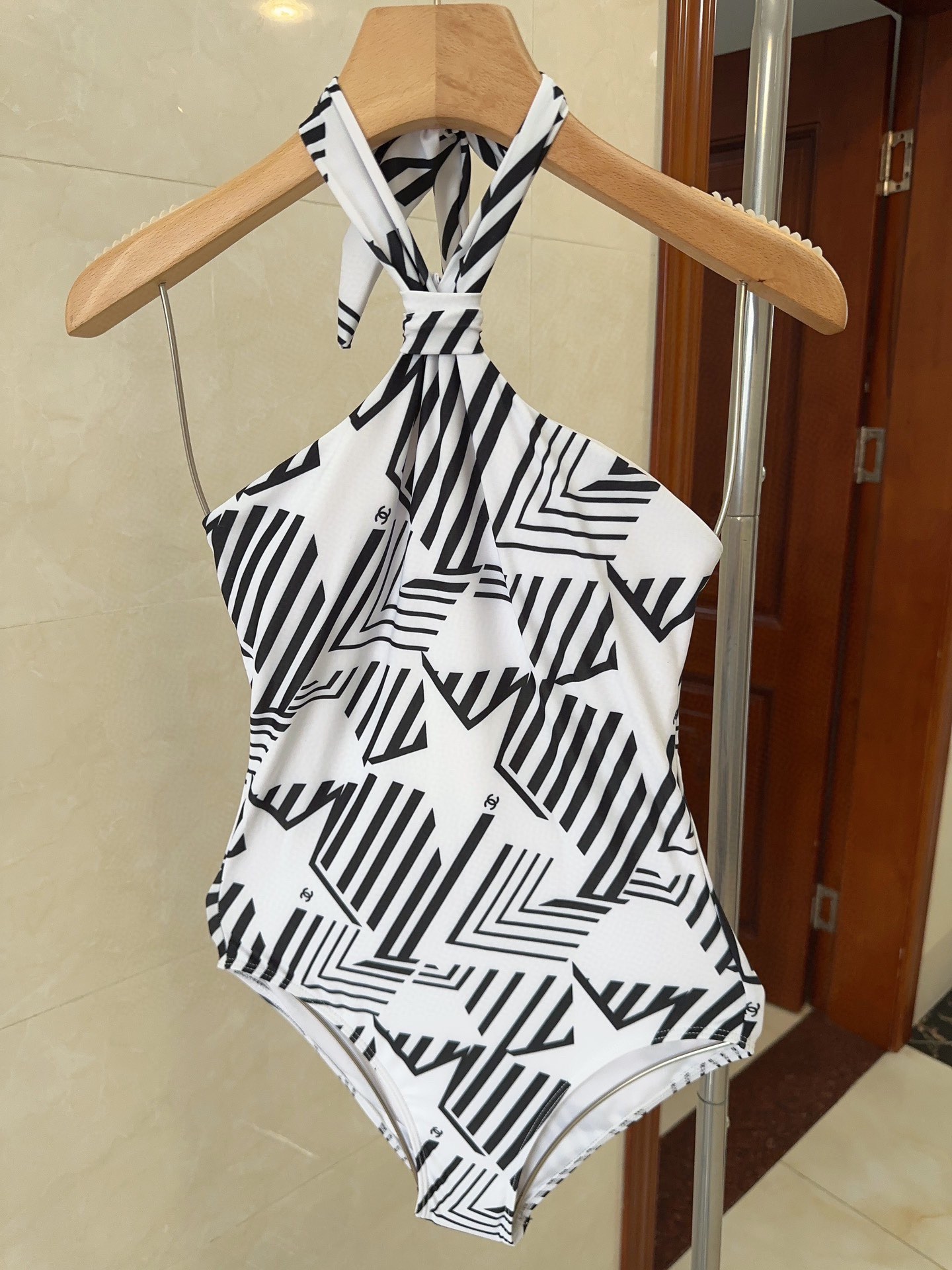 Chanel Fashion Swimsuit - cnluxepick