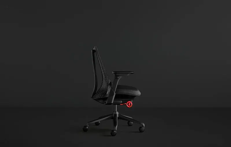 Sayl Pro Gaming Chair – Breathable Mesh Back, Adjustable Height & Tilt, Racing-Style Base