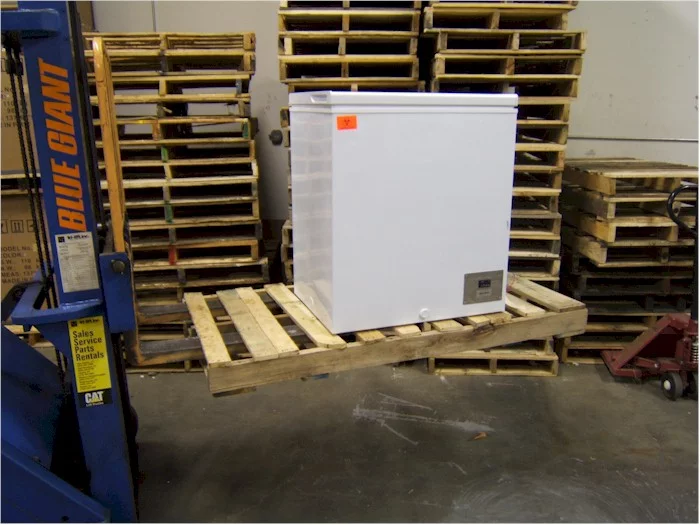 Low-temperature Laboratory Freezers