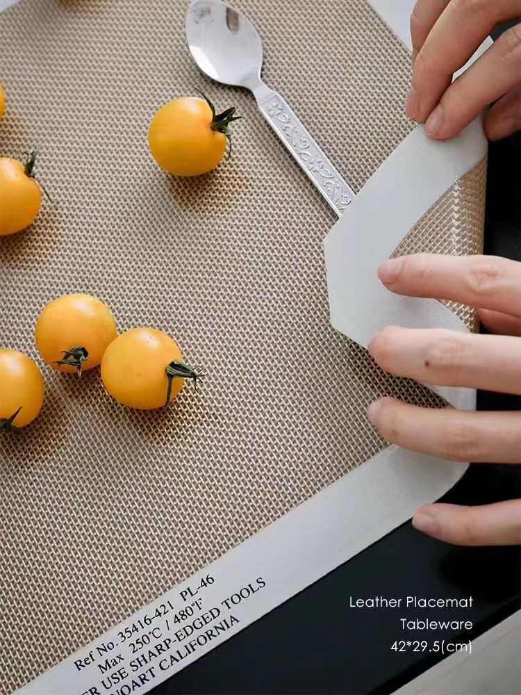 DC215 - A pair of Danish table mats! Transparent leather California series, waterproof and oil-proof linen table