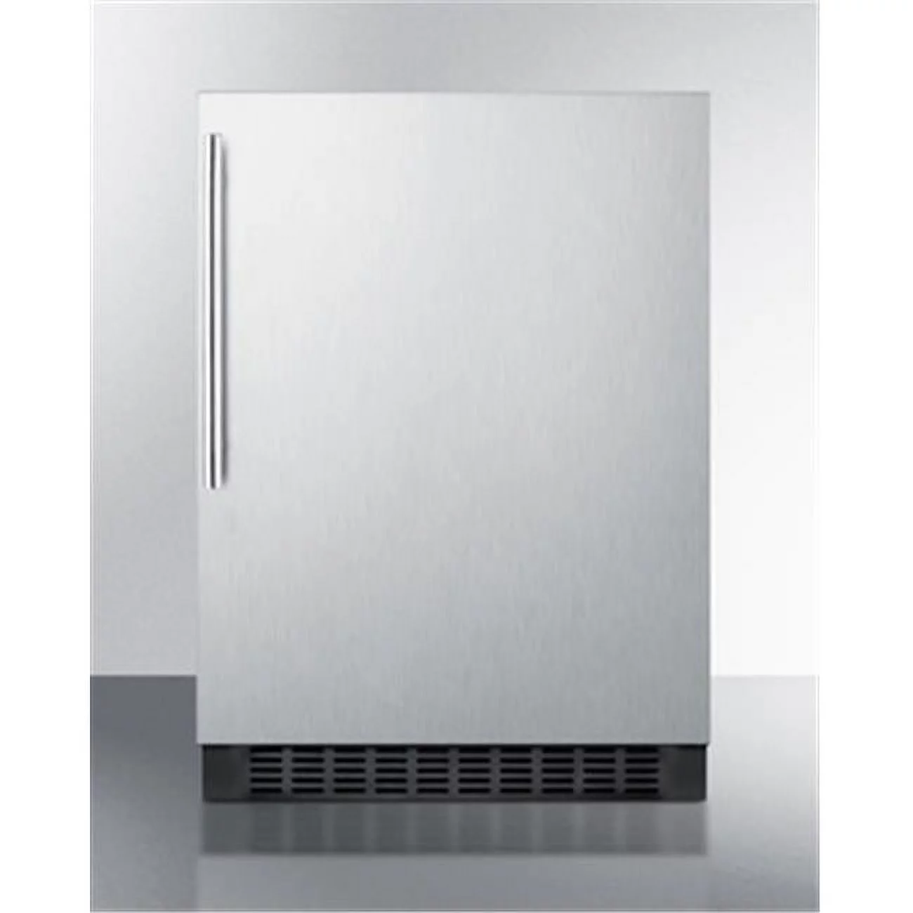 Summit Appliance  24 in. Freestanding Compact Refrigerator with Thin Handle - Black