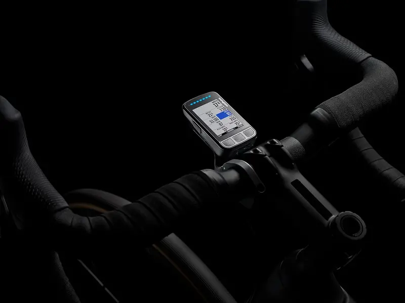 V2 GPS Bike Computer – Advanced Cycling Metrics, Black Compact Display