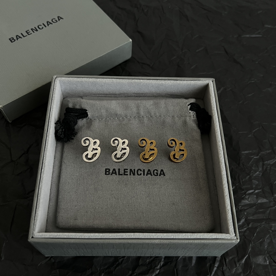Balenciaga petite earrings - cnluxepick