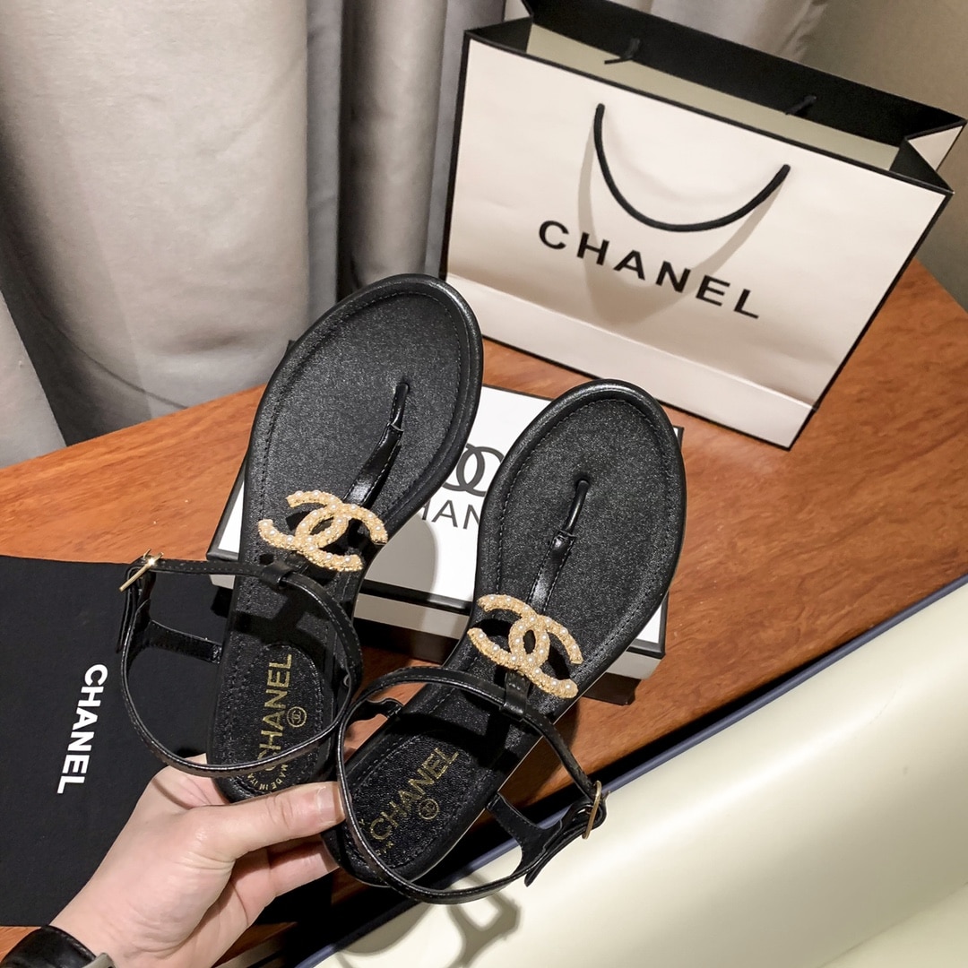 Chanel Gold Pearl Cc Logo Thong Sandals Black