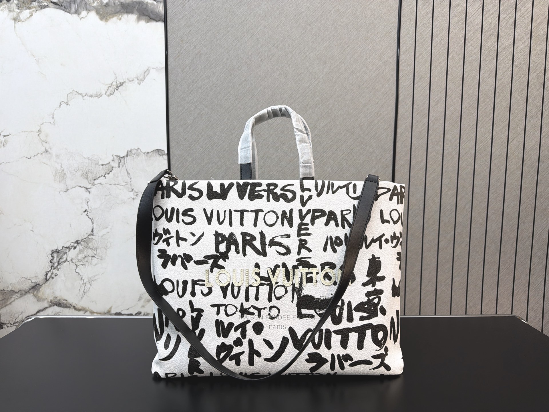LV x Nigo Collaboration Shoper Graffiti Tote Bag - cnluxepick