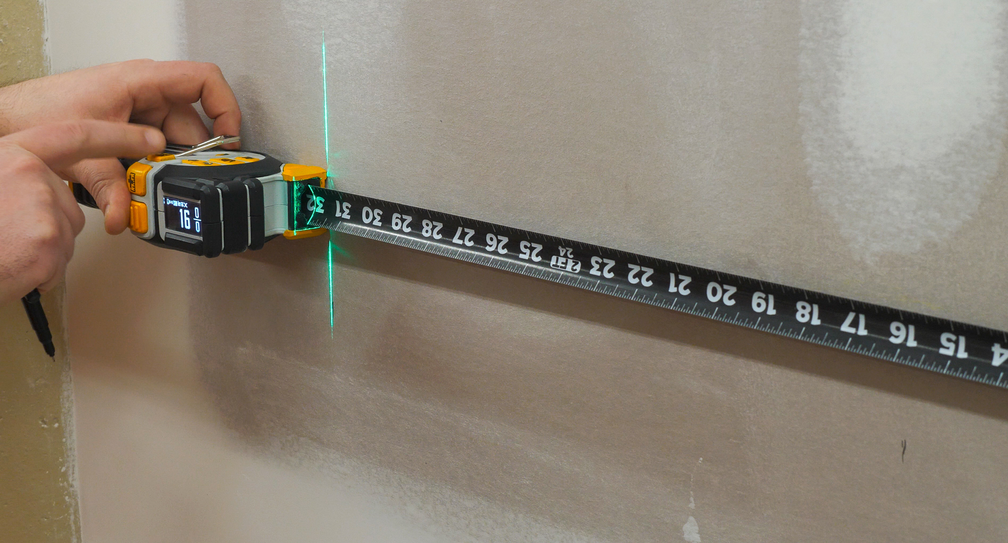 T1 Tomahawk Digital Tape Measure