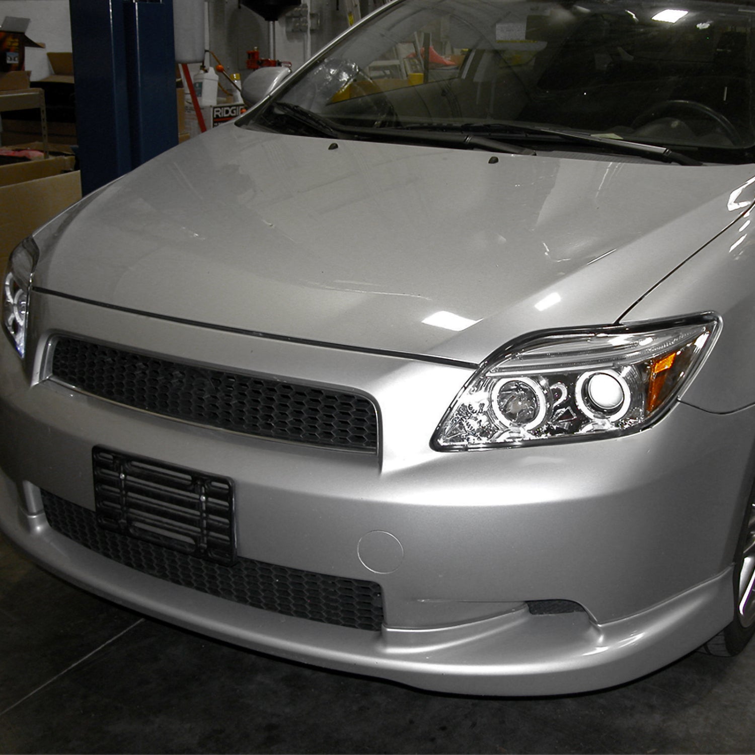 Spec-D Tuning LED Halo Chrome Housing Clear Lens Projector Headlights Compatible with 2005-2010 Scion tC Left + Right Pair Headlamps Assembly