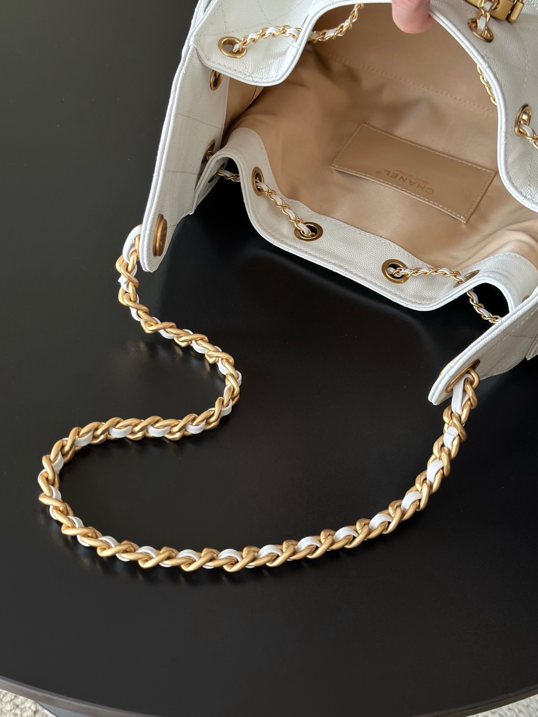 Chanel 25bag 25C Caviar leather white & gold small