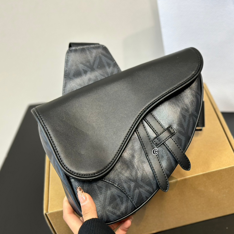 Dior Saddle shoulder bag unisex - cnluxepick
