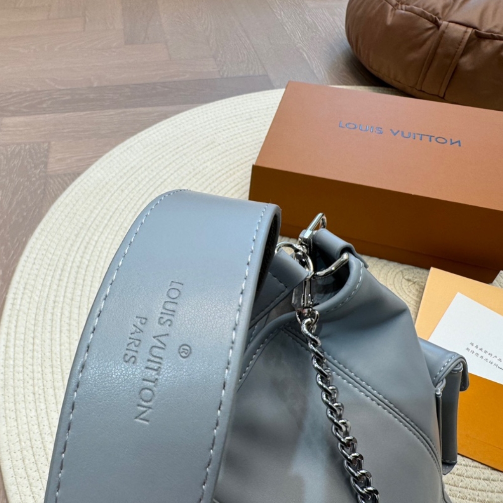 Louis Vuitton Carryall Dark Mm Gris Trianon 39cm/15.4in M12583