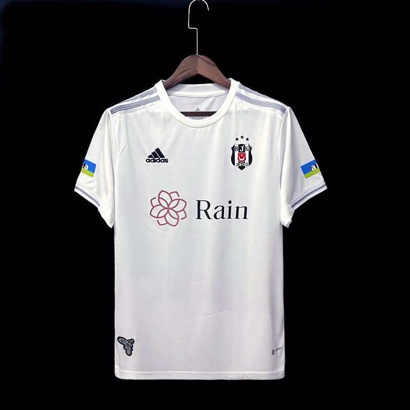 Besiktas maillot 2022/23 domicile€14.99