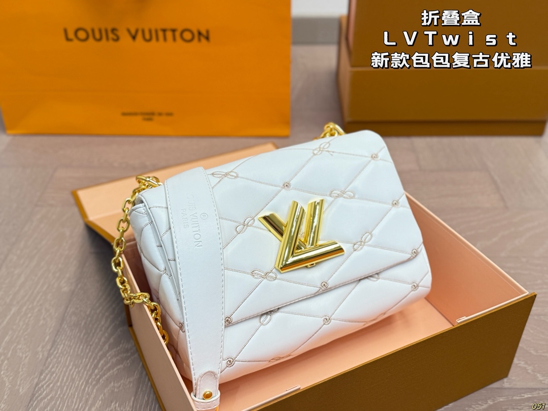 LV Twist chain bag - cnluxepick