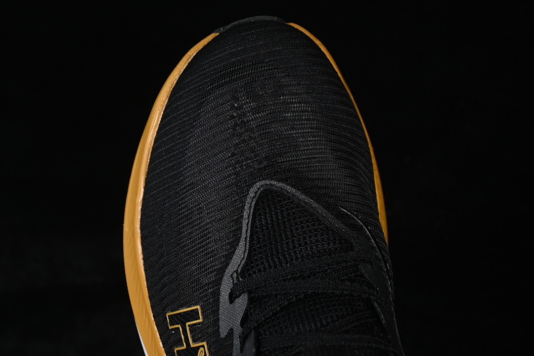 HOKA One One Mafate Speed 4