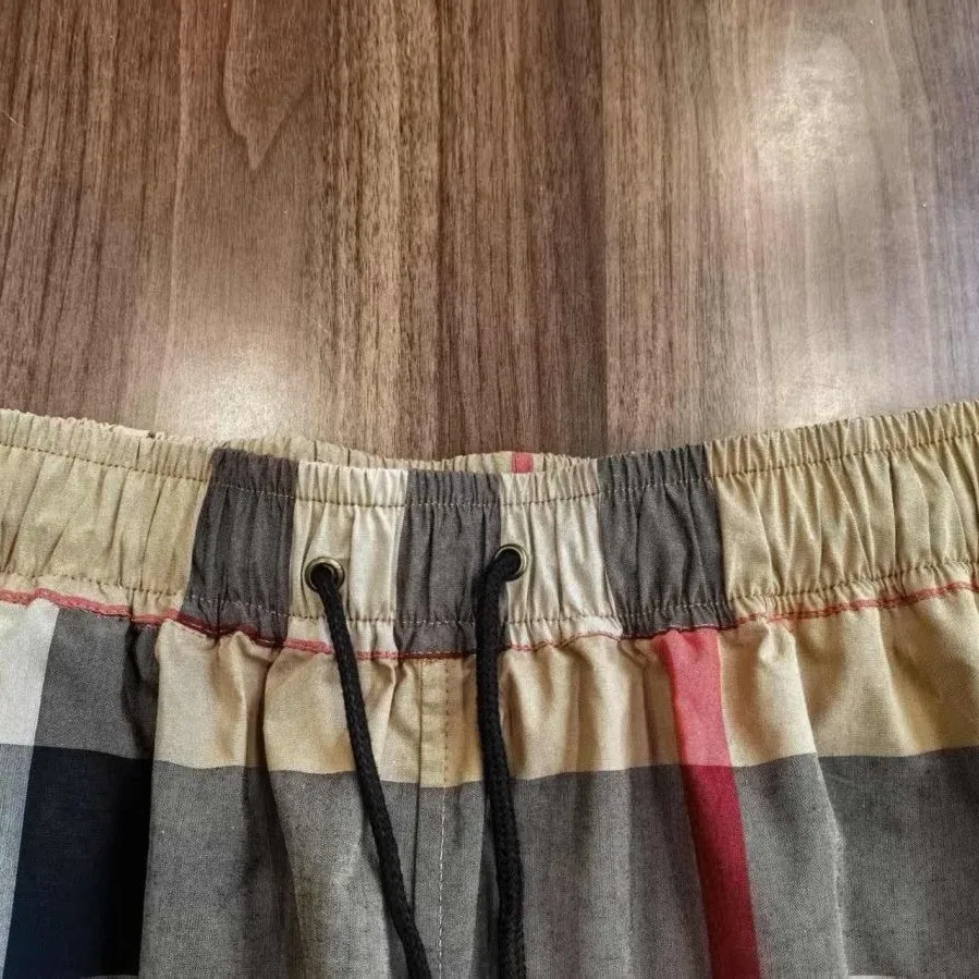Burberry Men's Slim Shorts - cnluxepick