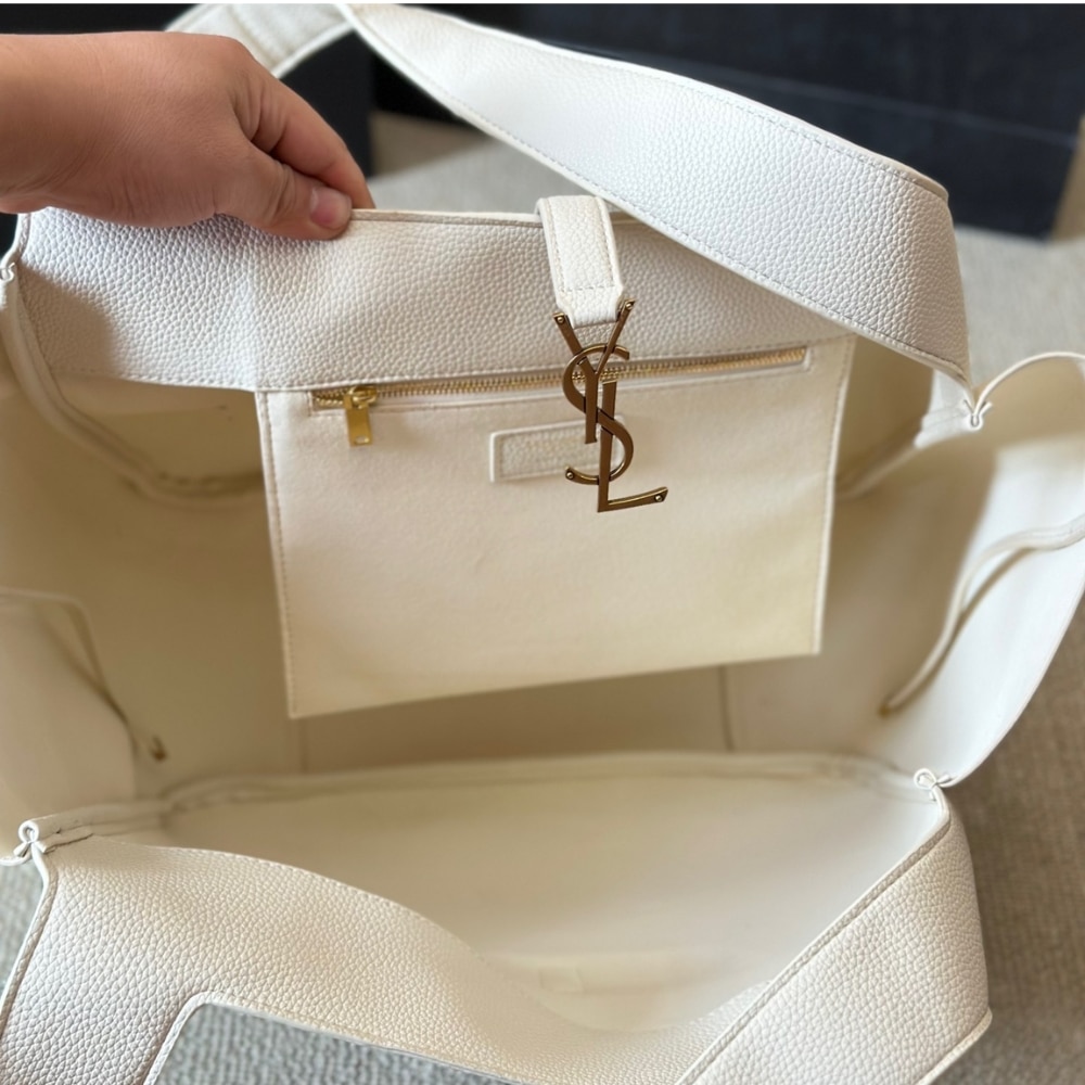 Saint Laurent Le 5 A 7 Bea In Grained Leather White 50Cm