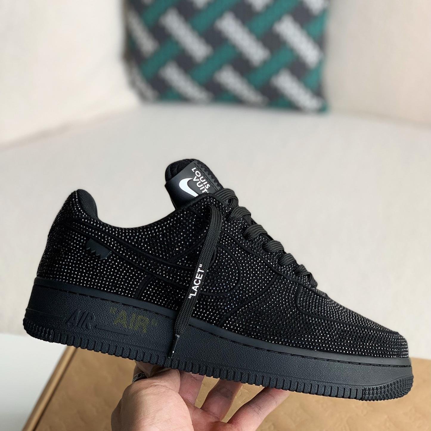 Louis Vuitton LV NIKE AIR FORCE 1 SNEAKER