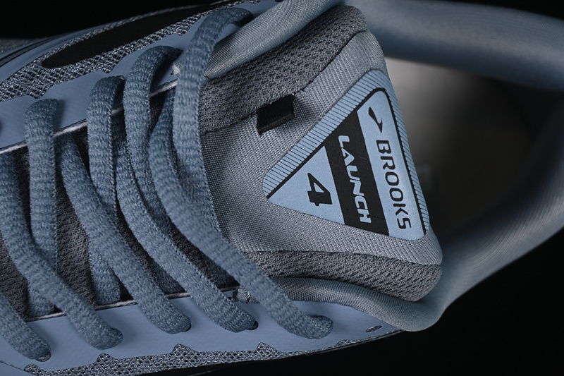 Brooks Launch 4 Running Shoes