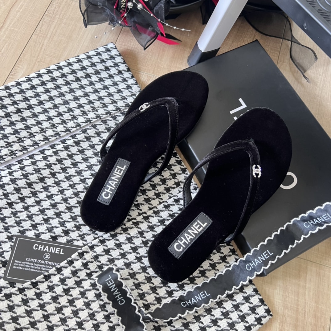 Chanel Thongs Slipper Velvet In Black G45716 B16716 94305
